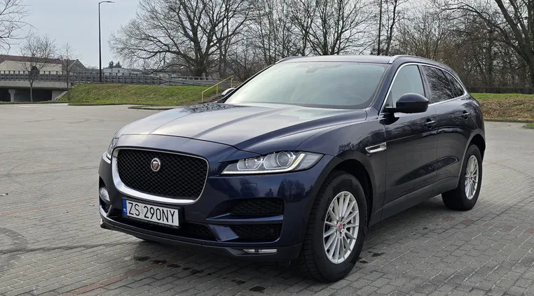 samochody osobowe Jaguar F-Pace cena 109900 przebieg: 154000, rok produkcji 2016 z Hel